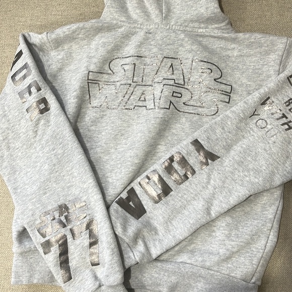 Star Wars Cropped Sweatshirt Juniors Sm NWOT - Picture 6 of 6
